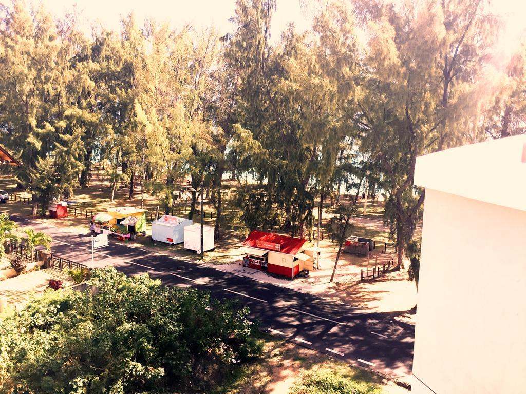 West Front One No 4 With Seafront - Licensed By Tourism Authority 14977 Flic En Flac Mauritius Flic en Flac Exterior foto